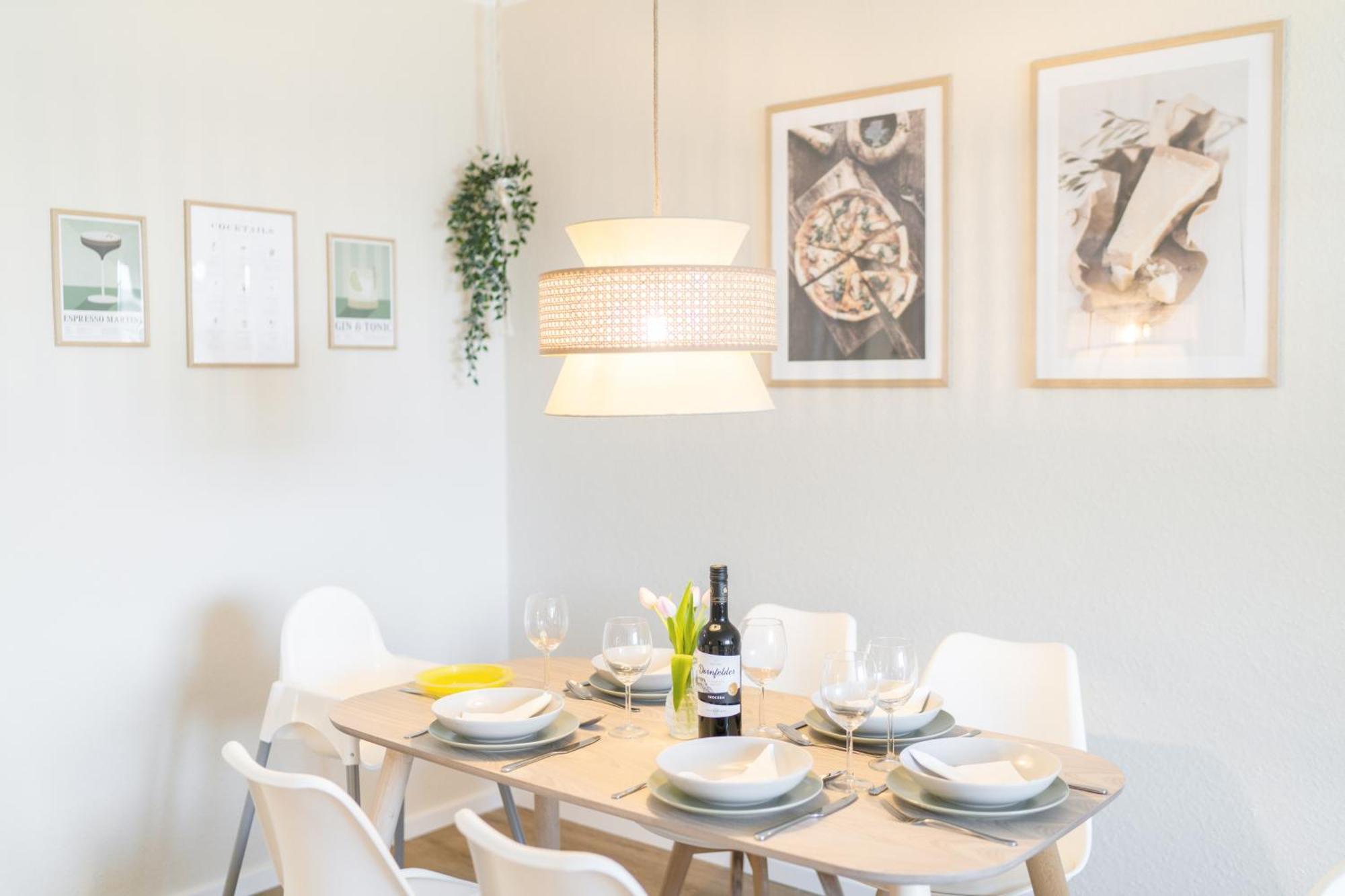 Wolfsburg Innenstadt - Happyhome - Direkt In Der Porschestrasse, 5 Personen & Kind, 3 Zimmer Kültér fotó