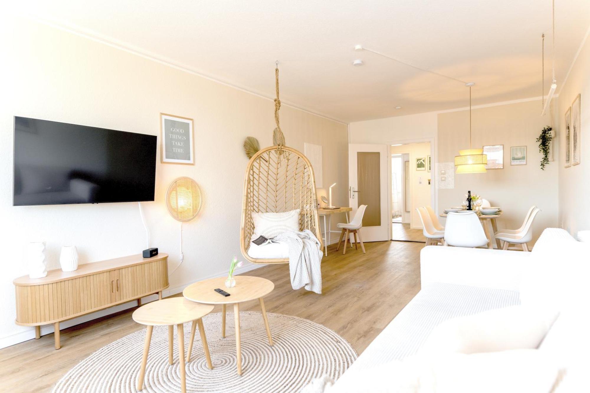 Wolfsburg Innenstadt - Happyhome - Direkt In Der Porschestrasse, 5 Personen & Kind, 3 Zimmer Kültér fotó