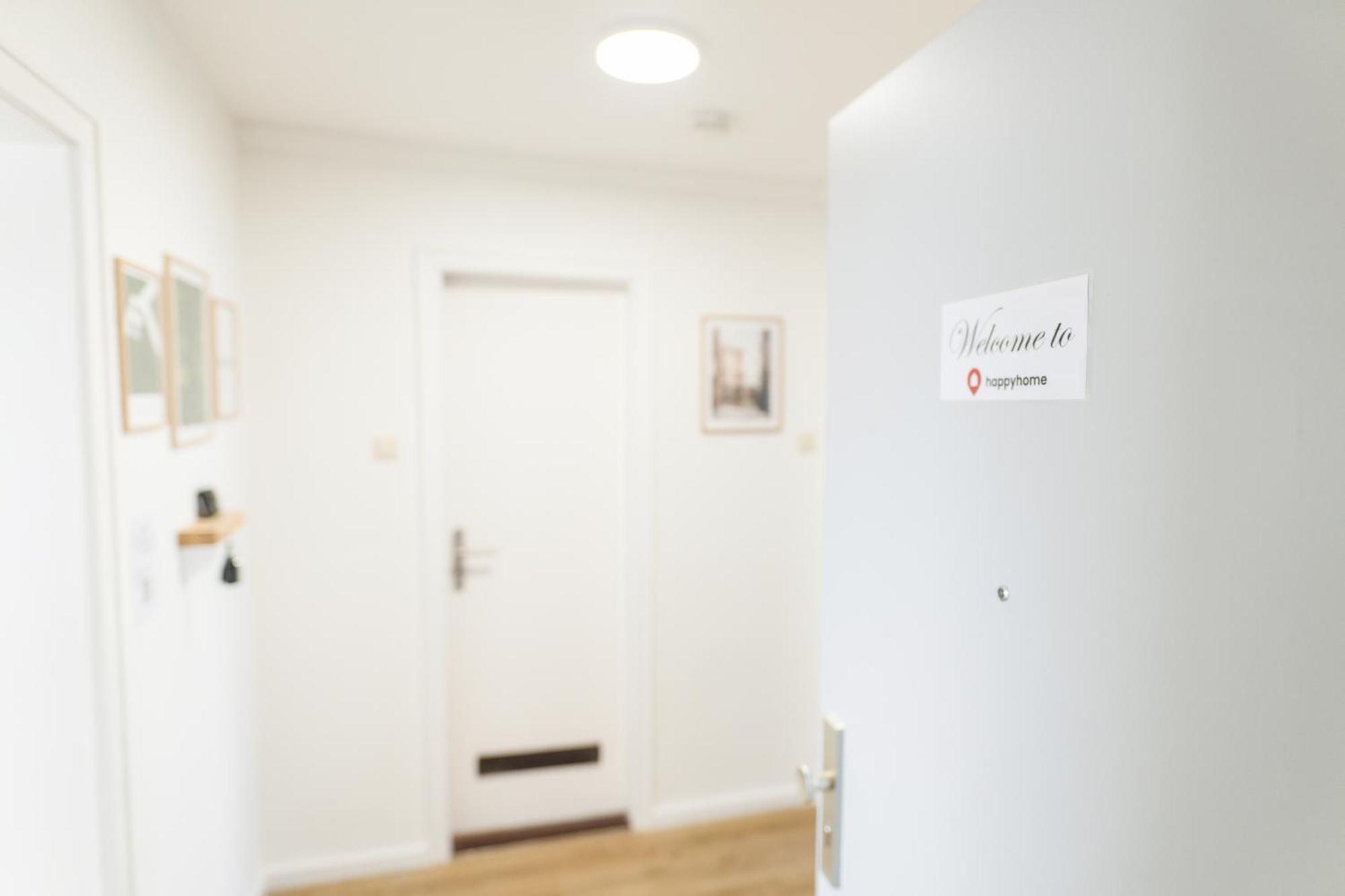 Wolfsburg Innenstadt - Happyhome - Direkt In Der Porschestrasse, 5 Personen & Kind, 3 Zimmer Kültér fotó