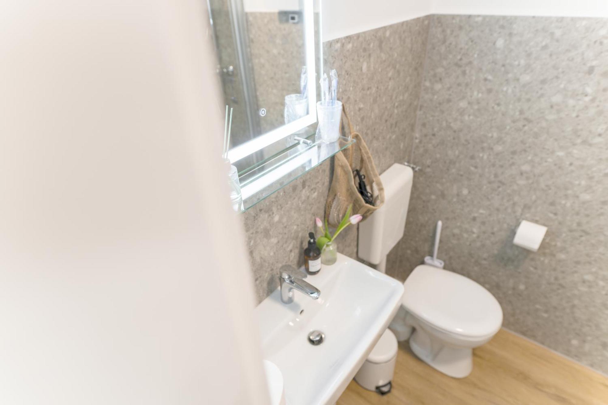 Wolfsburg Innenstadt - Happyhome - Direkt In Der Porschestrasse, 5 Personen & Kind, 3 Zimmer Kültér fotó